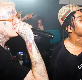 LilPeep&LilTracy_WhiteTee