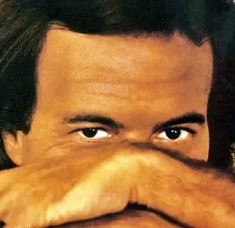 JulioIglesias_ConLaMismaPiedra