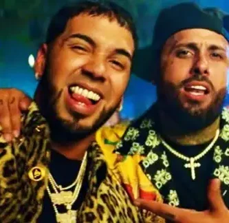 NickyJam&AnuelAA_WhineUp