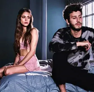 Tini&SebastianYatra_Oye