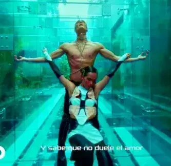 KeniaOs_LaInvitacion