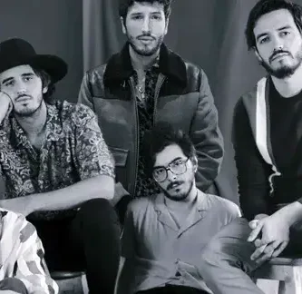 Morat&SebastianYatra_BajoLaMesa