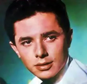 EnriqueGuzman_Oye